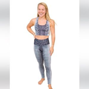 WATERLUST Tiger Shark Trailblazer Leggings Size S